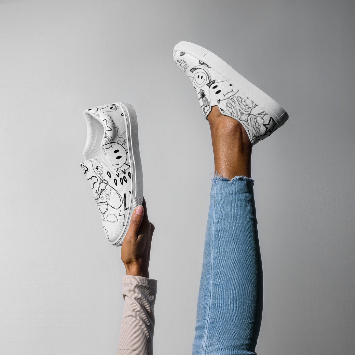 Women’s slip-on canvas shoes